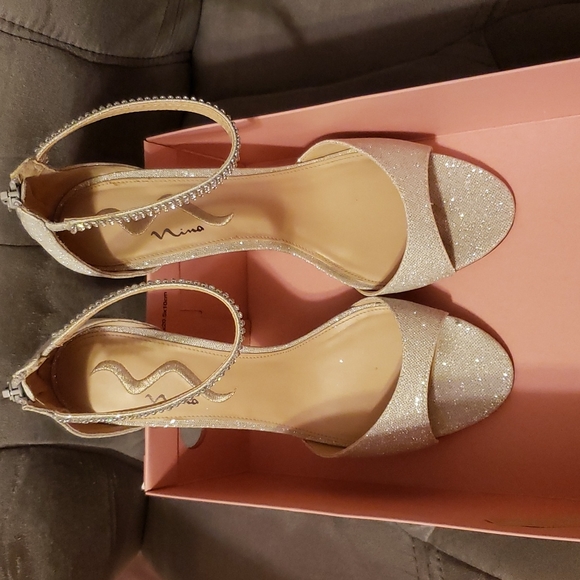 Nina Shoes - Womens silver dress shoes